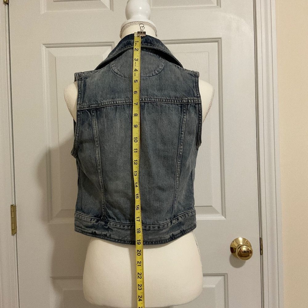 Express denim vest button front sleeveless jacket, size women’s M - Picture 4 of 8